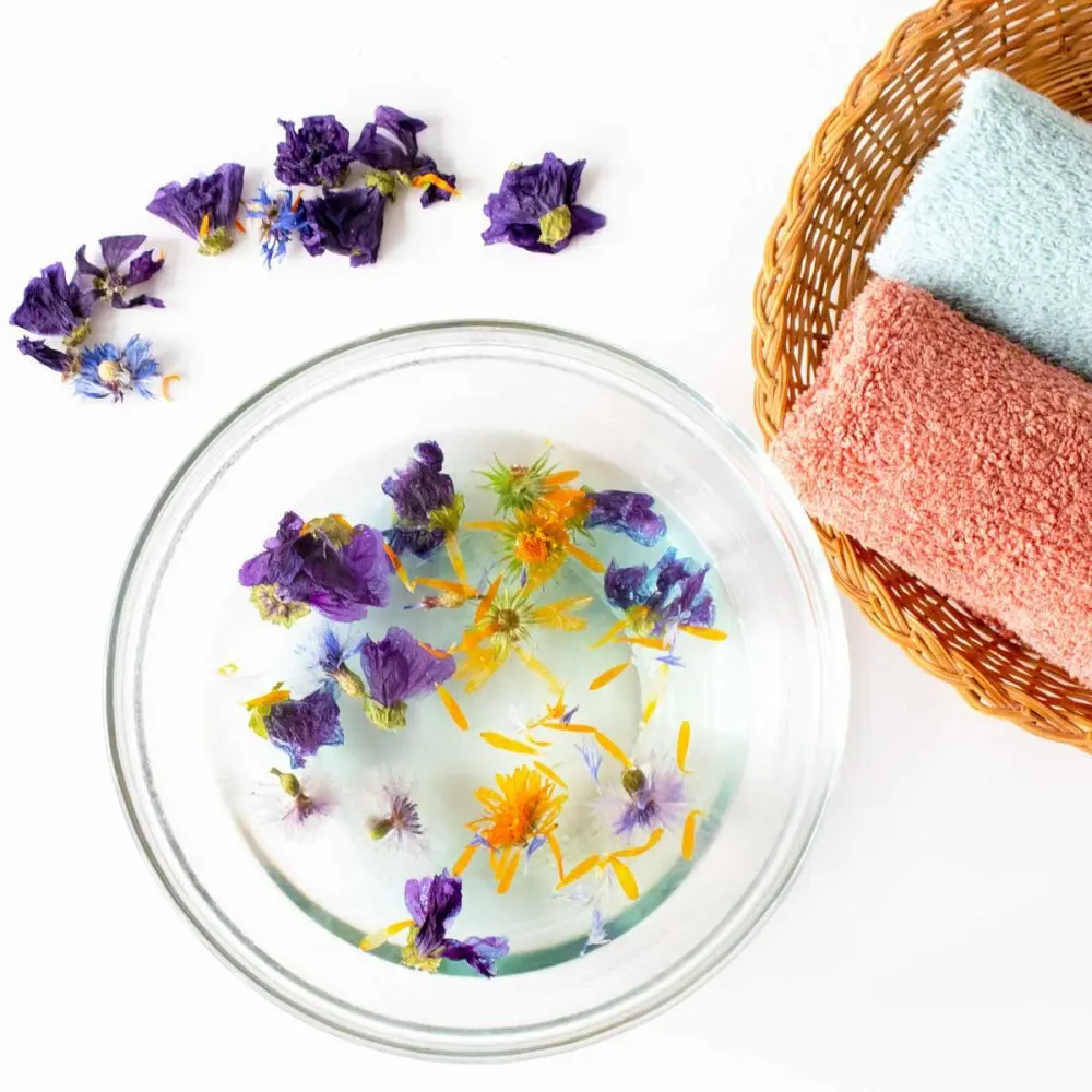 bain-de-fleurs-pour-le-visage (2).webp